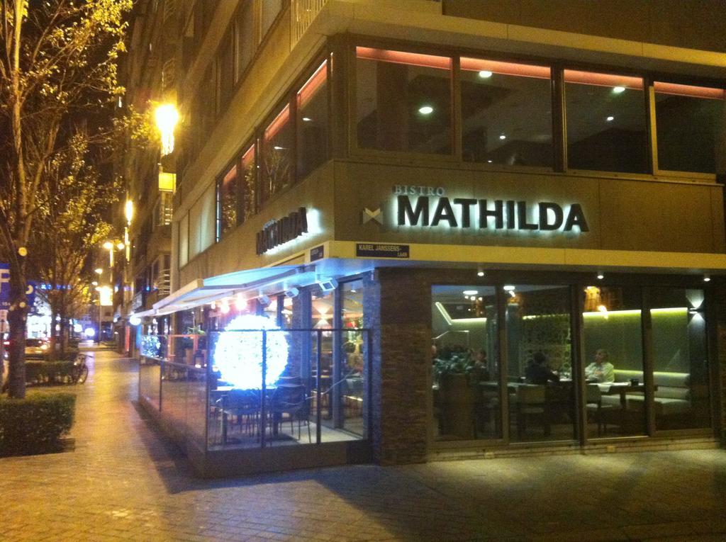 Holidaysuite Mathilda Oostende Eksteriør bilde