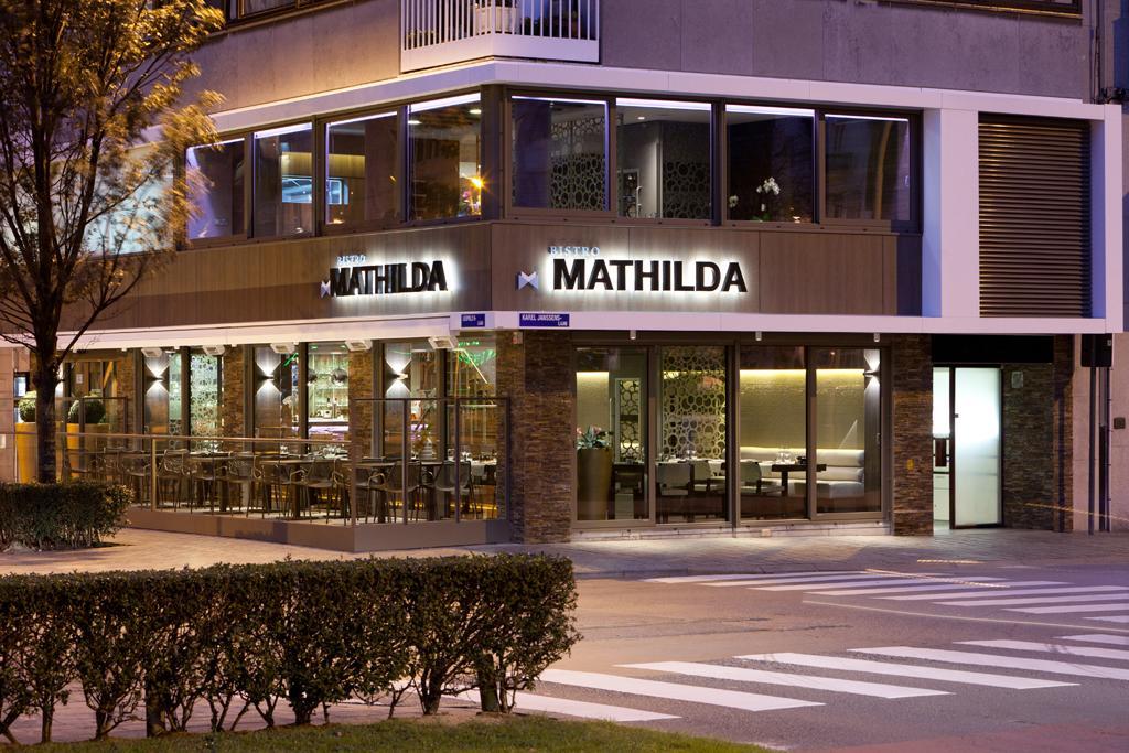 Holidaysuite Mathilda Oostende Eksteriør bilde